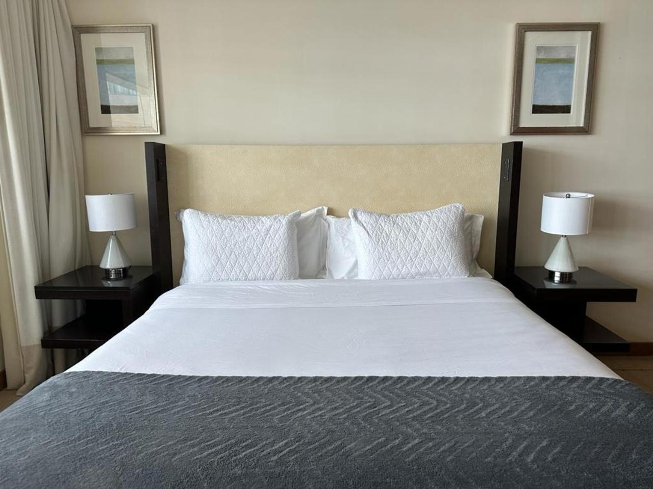 Urban Gateway Location In Brickell Prkg Holiday home