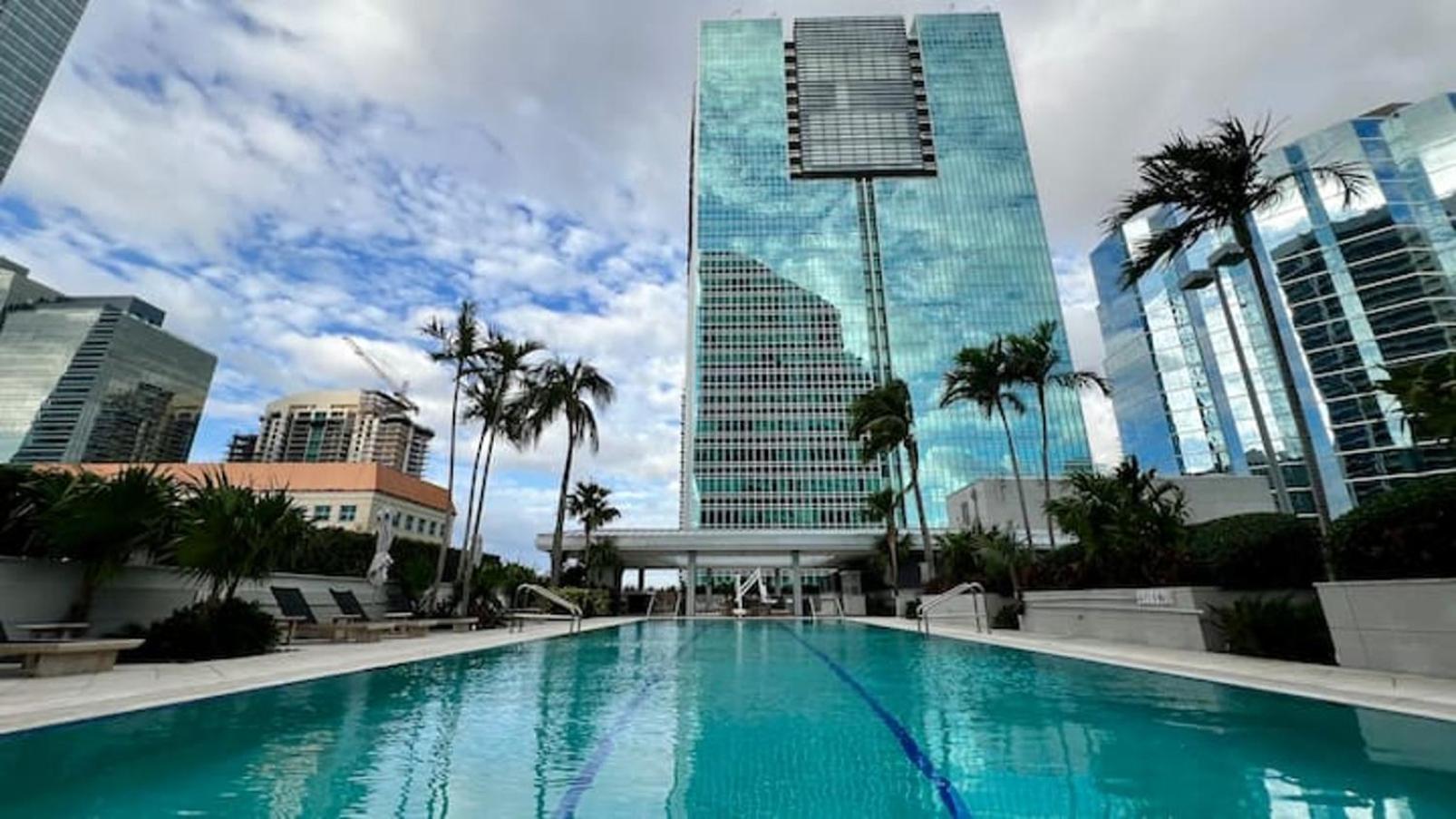 Urban Gateway Location In Brickell Prkg Holiday home Miami